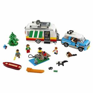 LEGO® Creator 3 v 1 31108 Rodinná dovolenka v karavane