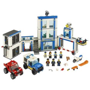 LEGO CITY 2260246 Policajná stanica - poškodený obal